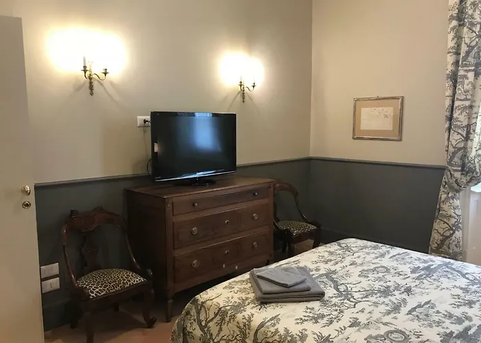 Luigi In Palazzo Bianchi 4* パルマ